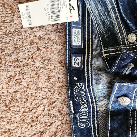 New Women's Miss Me Jeans, Size 29 x 35, Easy Boot - Picture 2 of 5